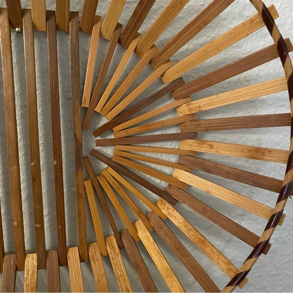 Vintage Bamboo Wooden Slat Oval Basket - Picture 4 of 5